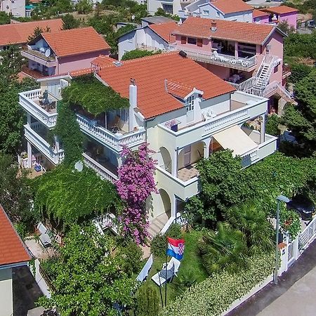 Oaza Tribunj Sea View Apartment Bagian luar foto