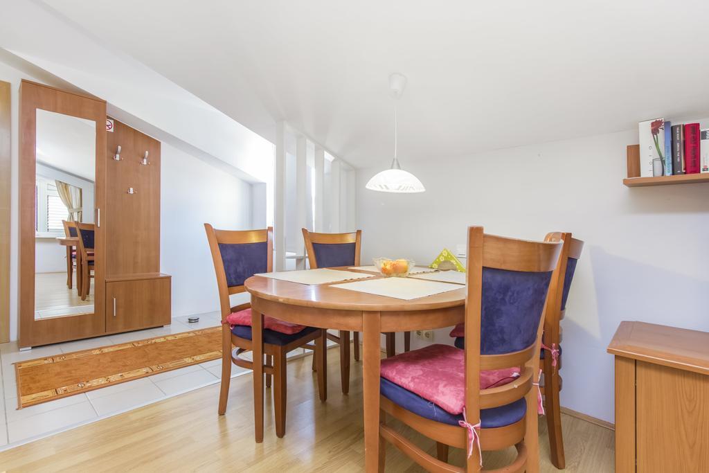 Oaza Tribunj Sea View Apartment Ruang foto