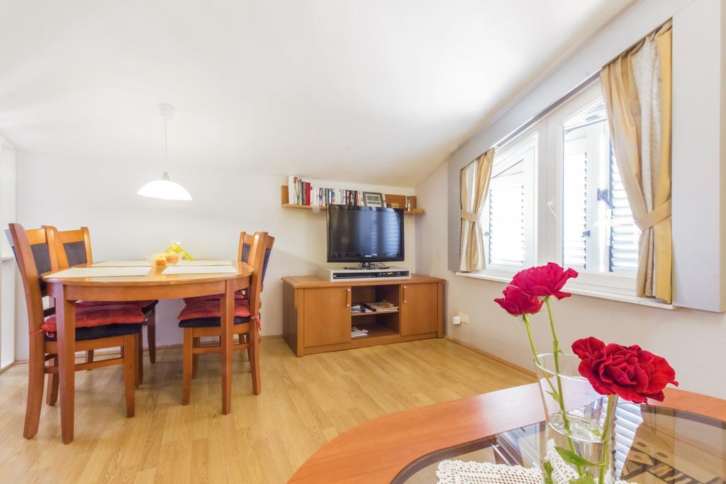 Oaza Tribunj Sea View Apartment Ruang foto