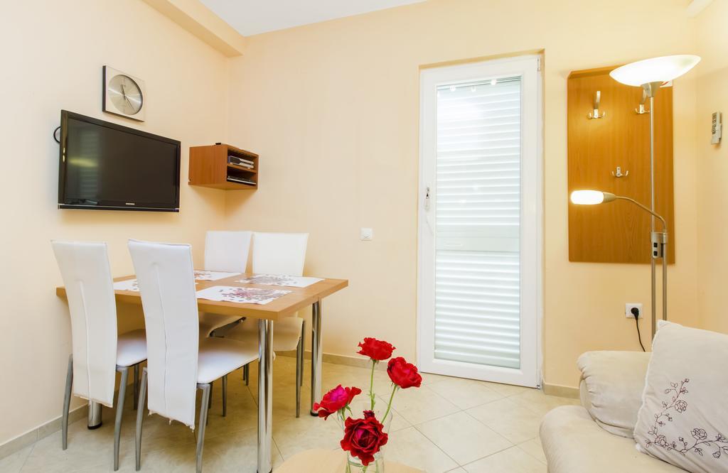 Oaza Tribunj Sea View Apartment Ruang foto