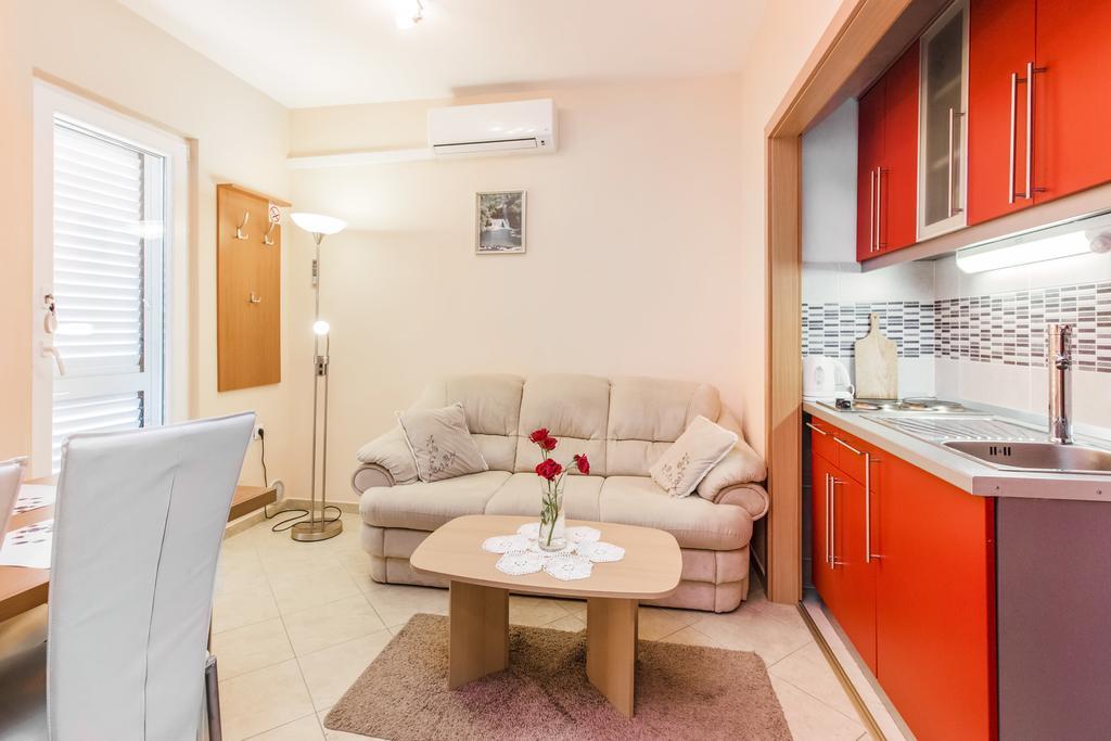 Oaza Tribunj Sea View Apartment Ruang foto