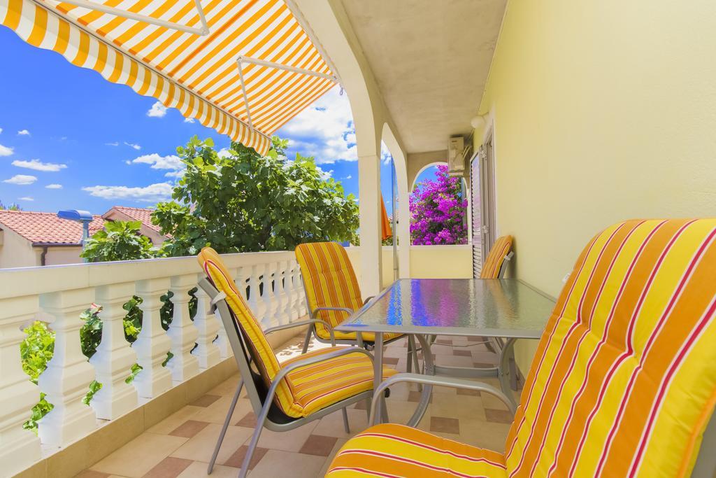 Oaza Tribunj Sea View Apartment Ruang foto