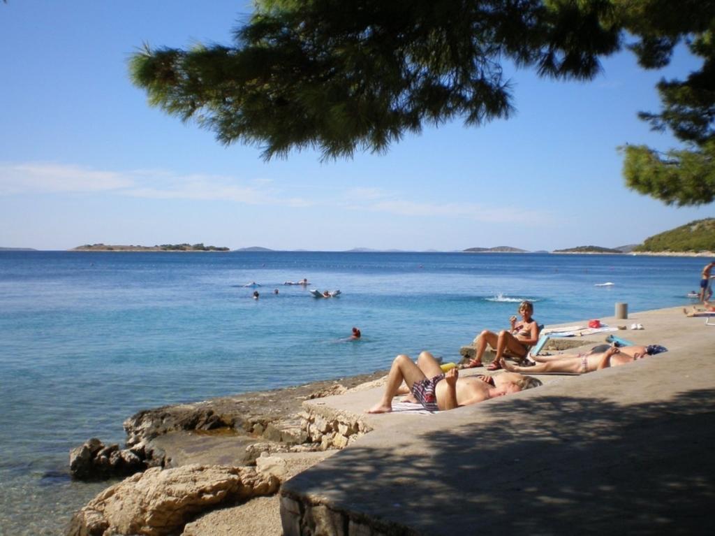 Oaza Tribunj Sea View Apartment Bagian luar foto