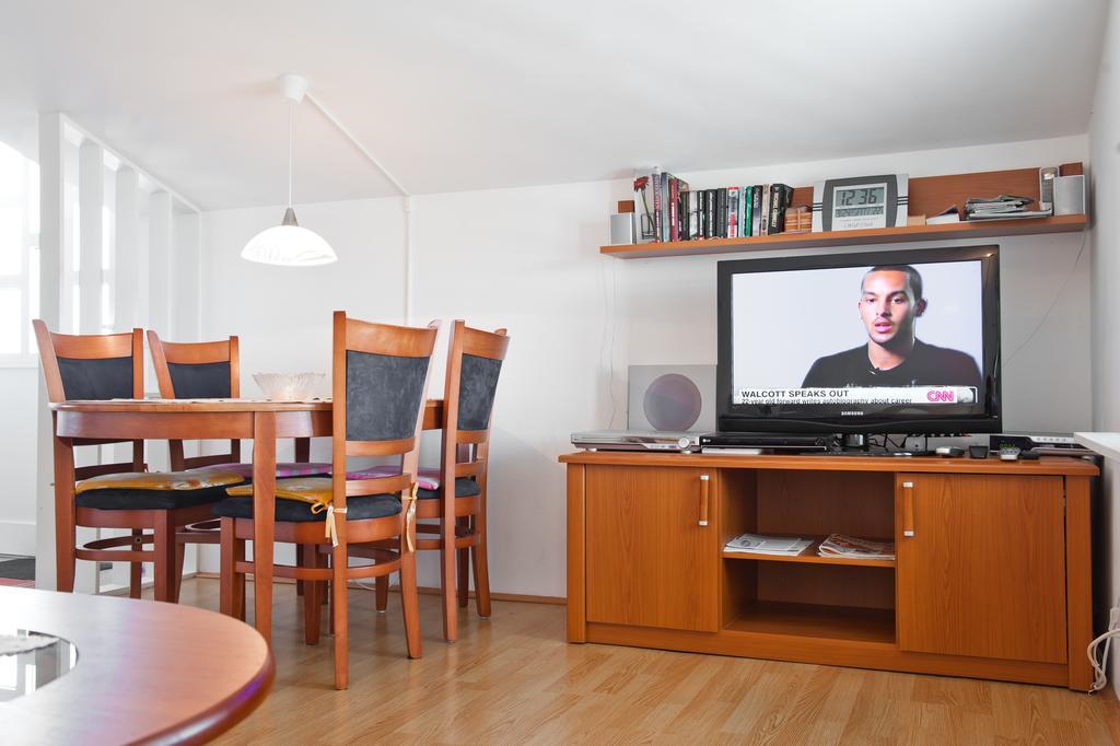 Oaza Tribunj Sea View Apartment Bagian luar foto